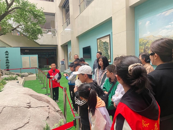 图片2.jpg 图片2.jpg