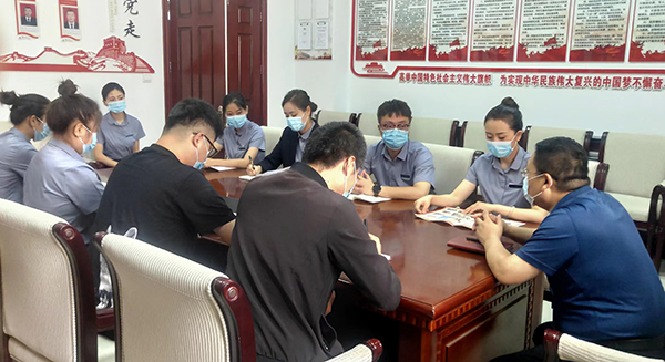 让读书学习成为干部职工的兴趣和习惯