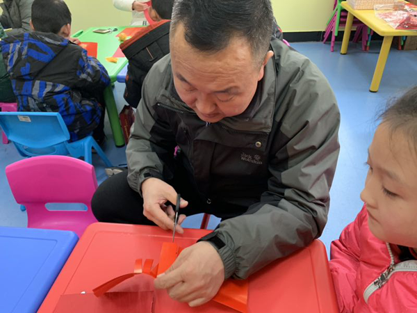 庆阳市博物馆开展“扎灯笼 闹元宵”社教亲子活动