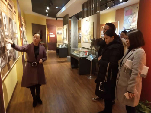 庆阳市博物馆三区人才培训走进镇原县