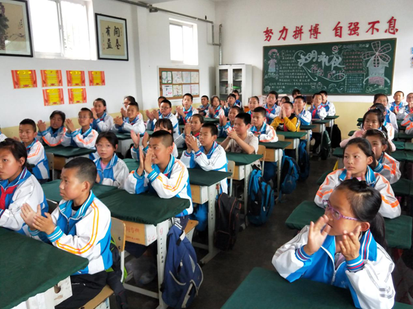 庆阳市博物馆“怡智课堂”七一建党节进校园活动