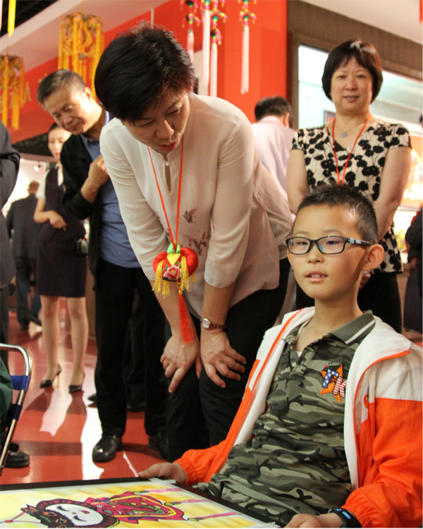 “保护革命文物 传承红色基因”2019年文化和自然遗产日甘肃文博活动开幕式及“全省革命文物保护利用工作座谈会”在庆阳市举行