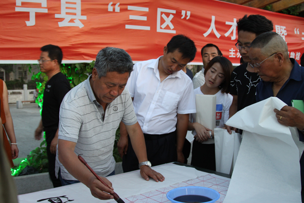 庆阳市博物馆与庆阳市画院赴宁县开展“三区人才”文化培训系列活动