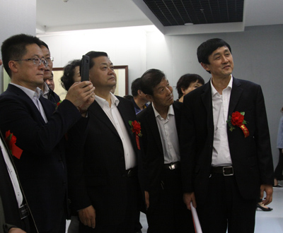 “回顾·展望 马衡麟 马晔宁美术作品展” 在庆阳市博物馆开展