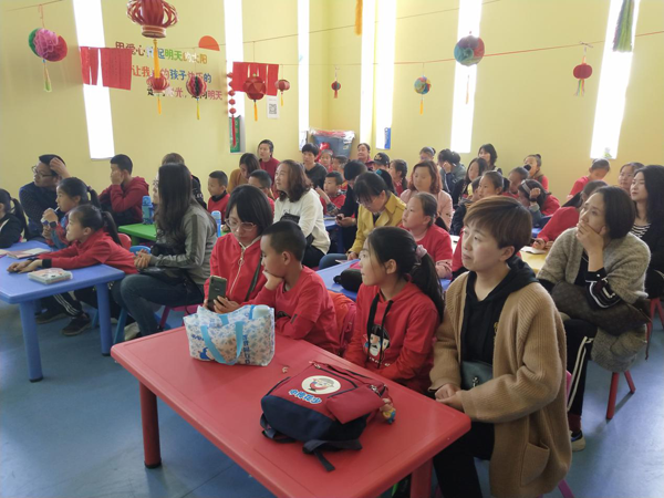 庆阳市博物馆开展“感恩母亲”社教亲子活动