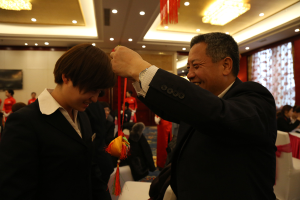 庆阳市文广局举办庆“三八”妇女茶话会