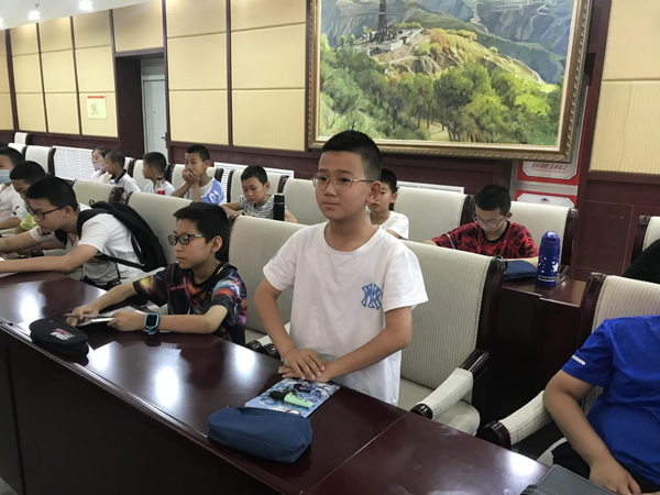 庆阳市博物馆开展 “聆听维和故事  树立强国志向 喜迎党的二十大”主题报告会