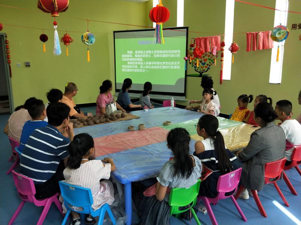 庆阳市博物馆举办暑期社教亲子活动“今年暑期去哪里,博物馆里来‘陶’宝”