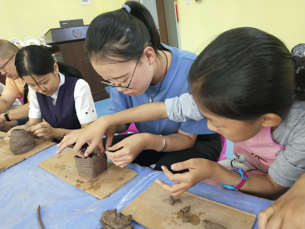 庆阳市博物馆举办暑期社教亲子活动“今年暑期去哪里,博物馆里来‘陶’宝”