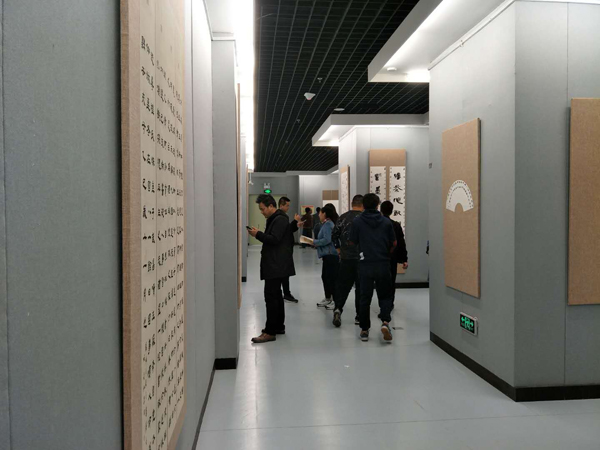 庆阳市青年书法家提名展在庆阳博物馆展出