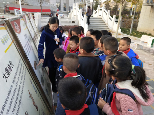 庆阳市博物馆三区人才培训走进镇原县