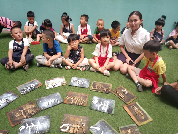 “博物馆里画文物” 庆阳市博物馆暑期举办写生活动